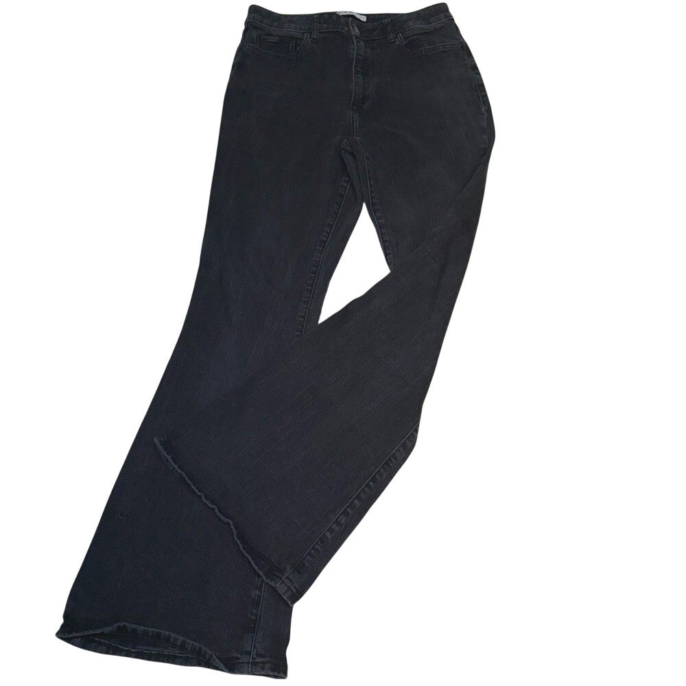 Elizabeth and James hi rise flare‎ faded black jeans size 10/30